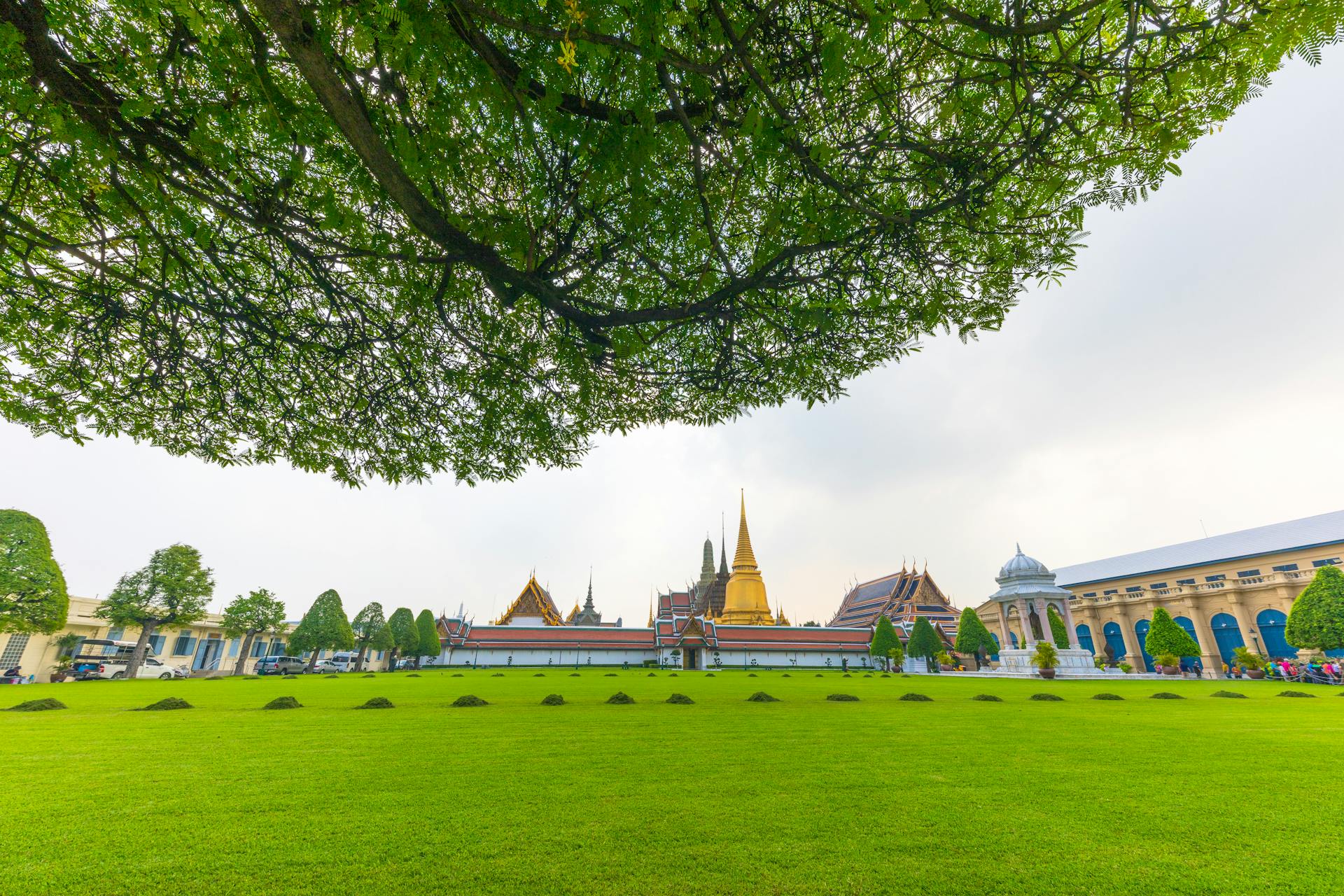 Photograph the regal spirit of Thailand’s culture
